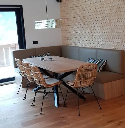 Chalet Waldbaer Wald am Arlberg